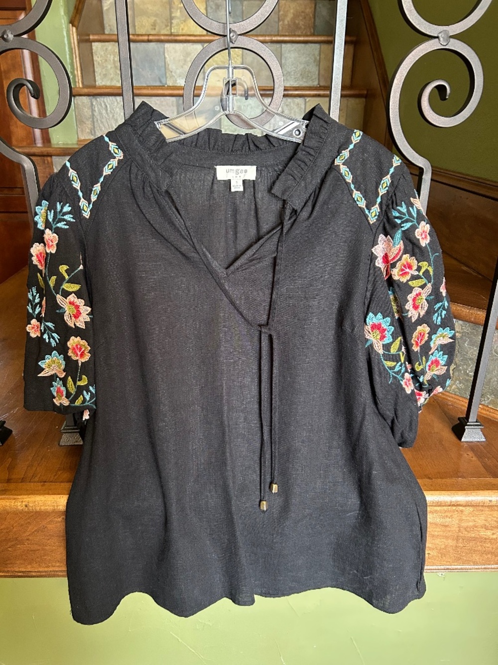 Umgee black shirt, embroidered sleeves